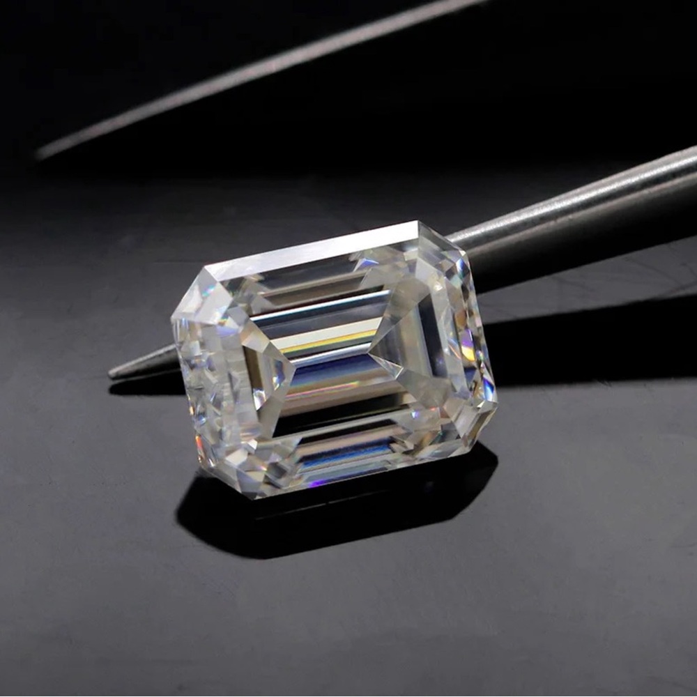🔥5CT Emerald Cut Certified Moissanite  Loose Stone VVS1 D
